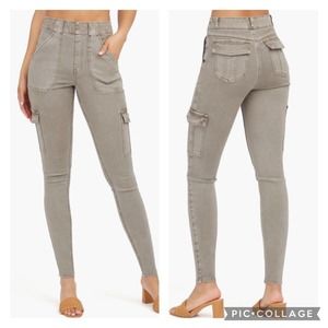 Spanx Stretch Twill Ankle Cargo Pants Desert Dune Size Medium Tall